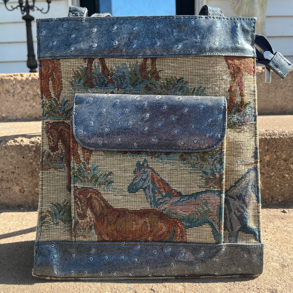 Gevamo Tapestry Purse Previously Owned Gevamo Tapestry Purse Previously Owned